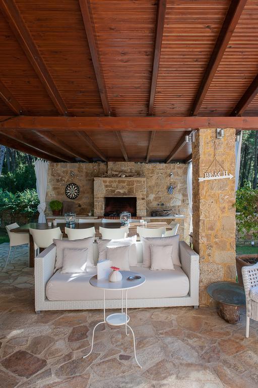 Naftilos Villa Sani With Private Pool ภายนอก รูปภาพ