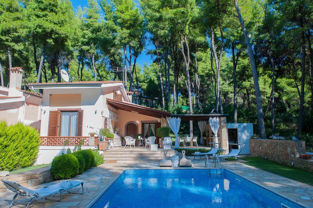 Naftilos Villa Sani With Private Pool ภายนอก รูปภาพ